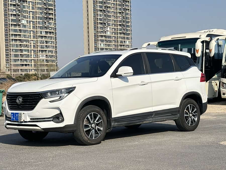 Forthing T5 2020 #2 Forthing T5 2020 imagem de carro #2