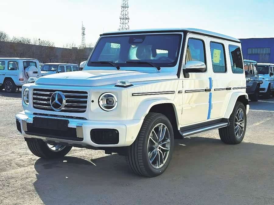 Mercedes-Benz car image #2