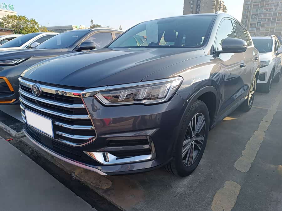 BYD Song Pro 2019 #2 BYD Song Pro 2019 car image #2