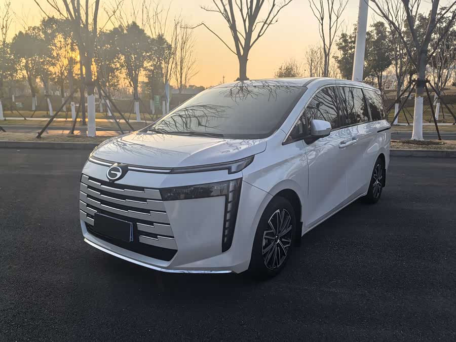 GAC Trumpchi E8 2024 car image #2