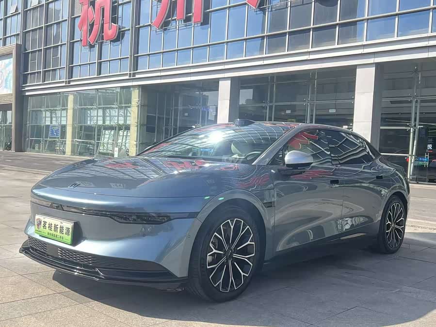 极氪 极氪007 2024 汽车图片 #2