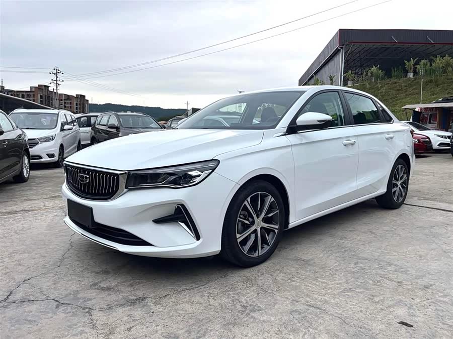 GEELY Emgrand 2022 car image #2