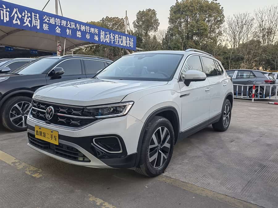 Volkswagen Tayron 2023 immagine di auto #2