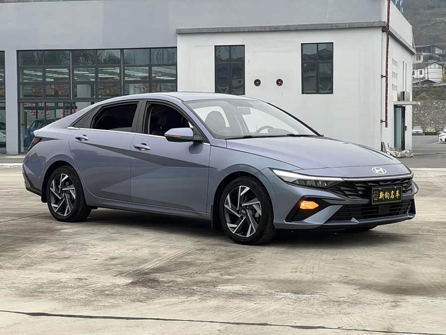 Hyundai Elantra 2023 #2 Hyundai Elantra 2023 immagine di auto #2