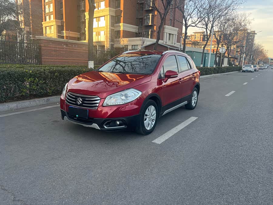 Suzuki S-Cross 2016 imagem de carro #2