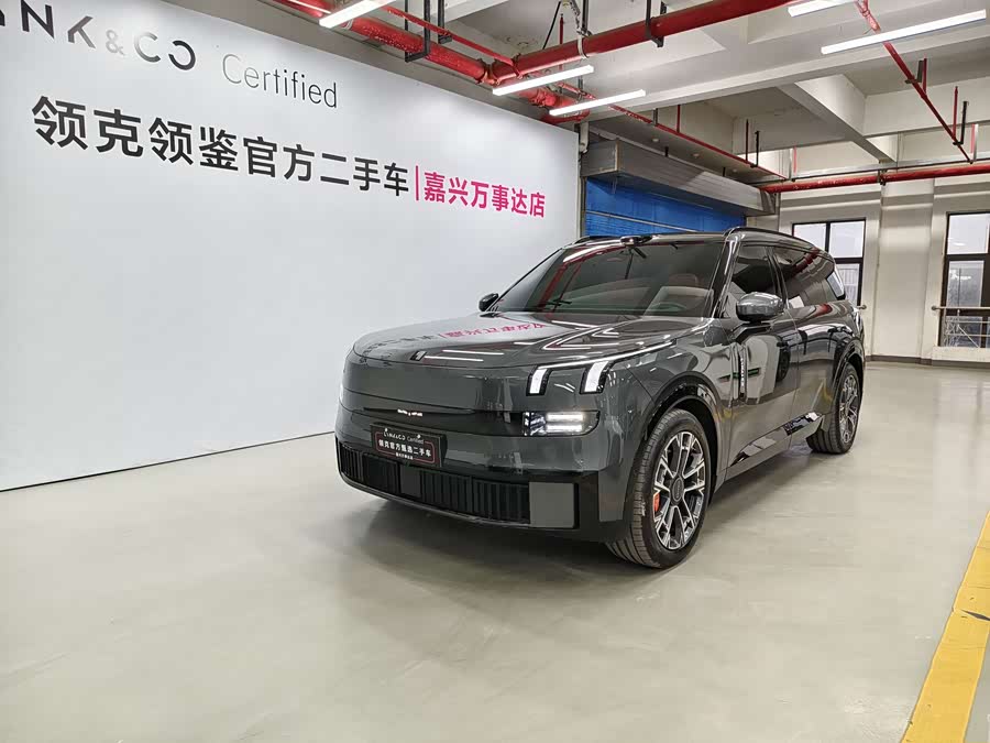 Lynk & Co 900 2025 car image #2