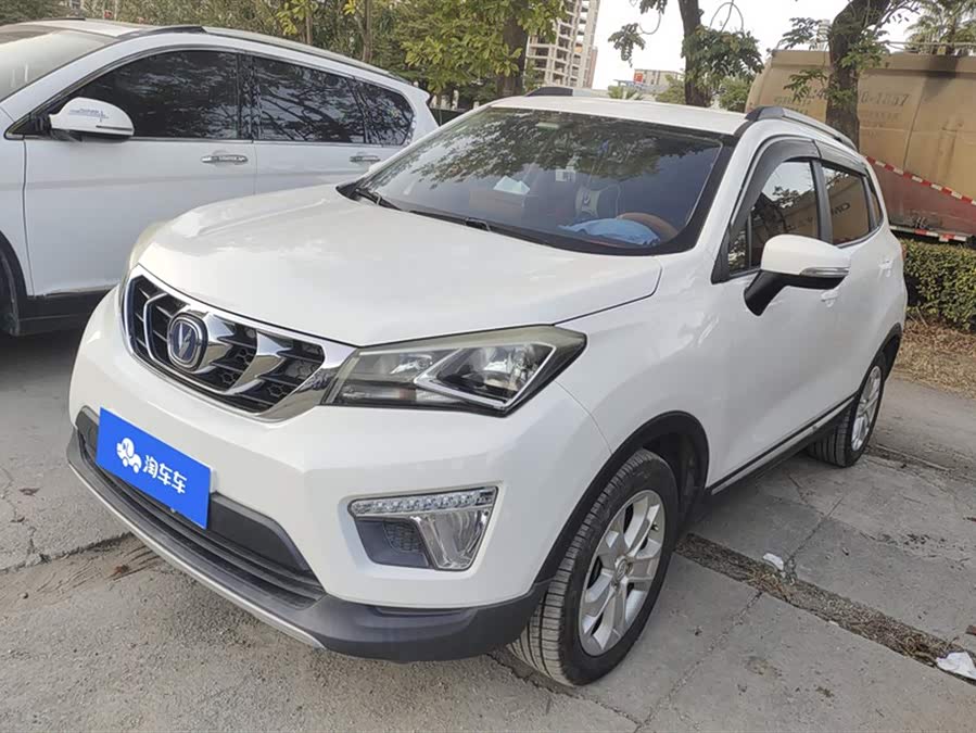 Changan CS15 2017 #2 Changan CS15 2017 car image #2