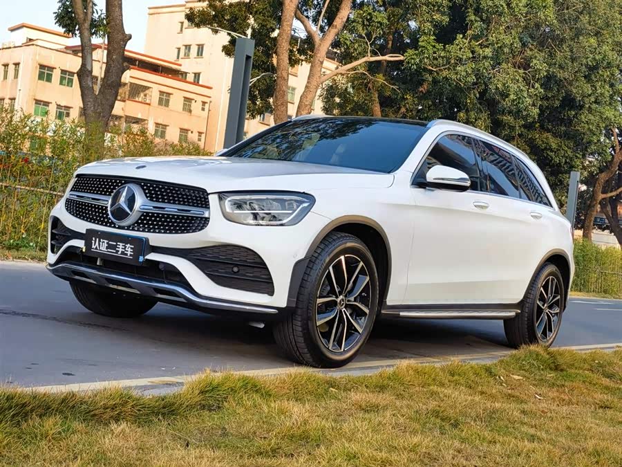 Mercedes-Benz GLC Class 2020 car image #2