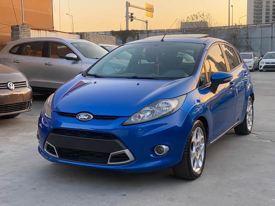 Ford Fiesta 2012 immagine di auto #2