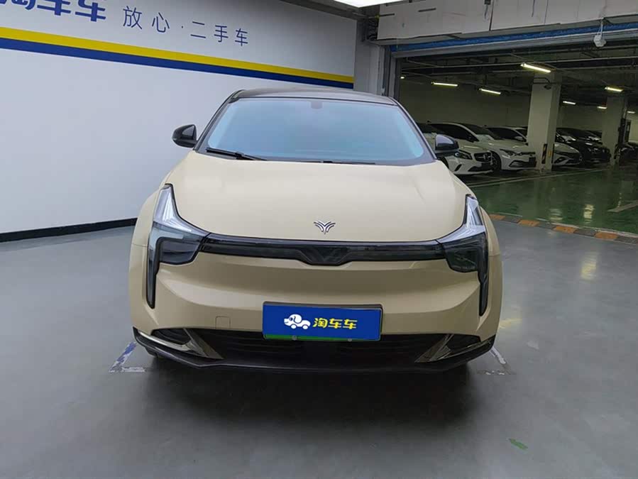 哪吒汽车 哪吒U 2022 #2 哪吒汽车 哪吒U 2022 汽车图片 #2