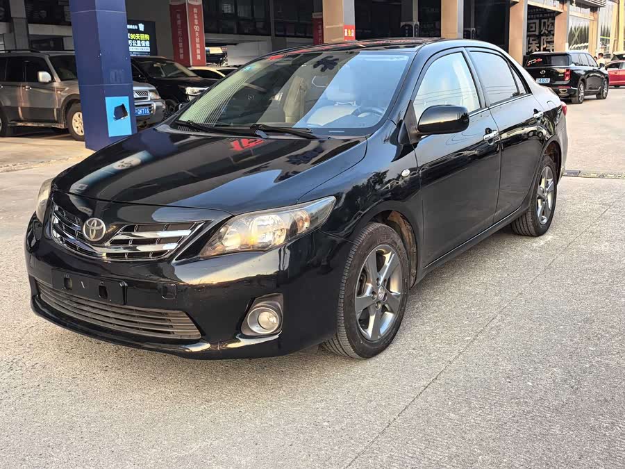 丰田 卡罗拉 2012 汽车图片 #2