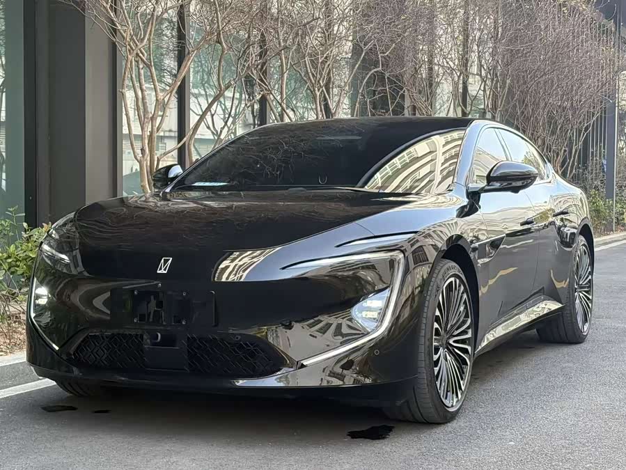 阿维塔 阿维塔12 2024 汽车图片 #2