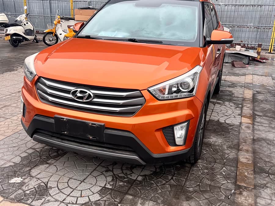 Hyundai ix25 2014 car image #2