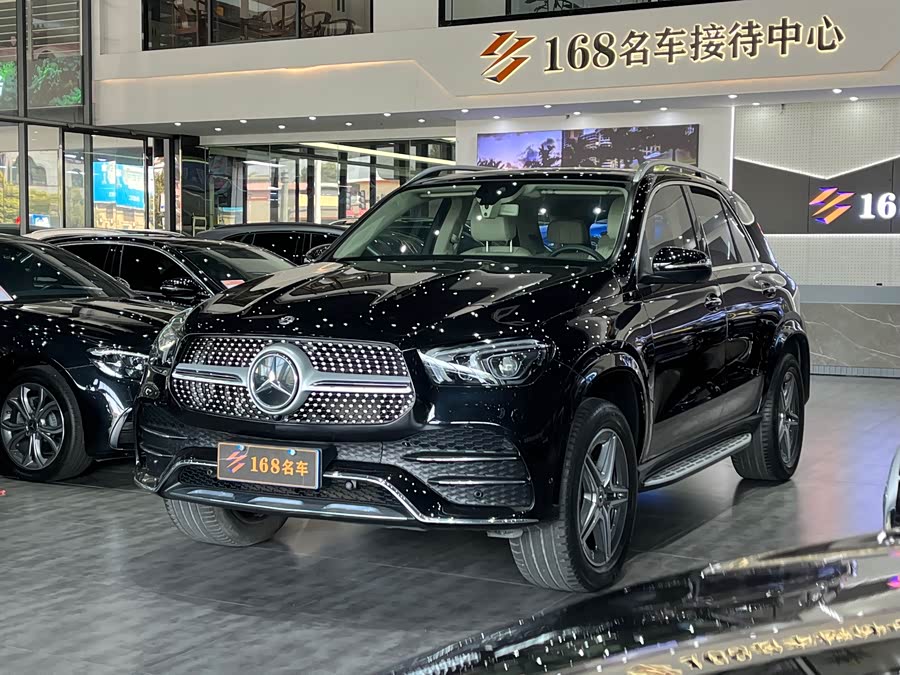 Mercedes-Benz GLE Class 2019 #2 Mercedes-Benz GLE Class 2019 car image #2