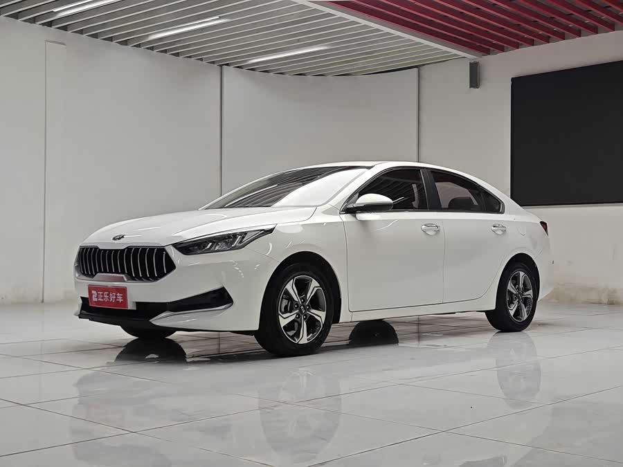 Kia K3 2019 car image #2