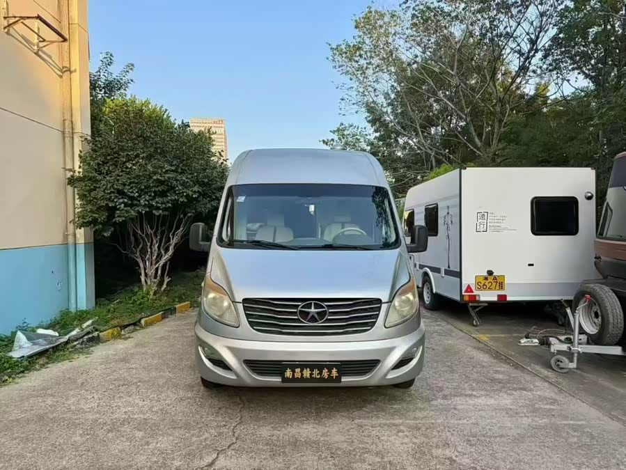 JAC 2014 #2 JAC 2014 car image #2