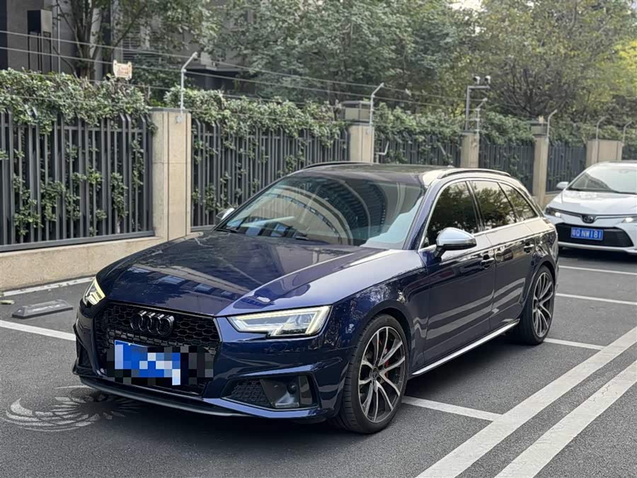 Audi A4 (Imported) 2020 car image #2