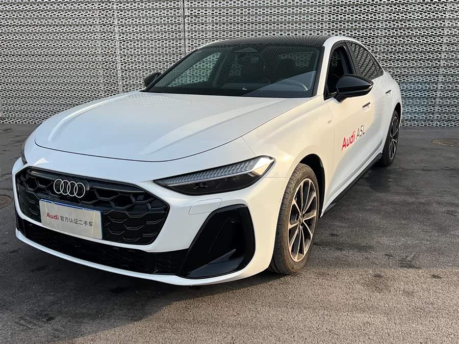 Audi 2025 #2 Audi 2025 car image #2