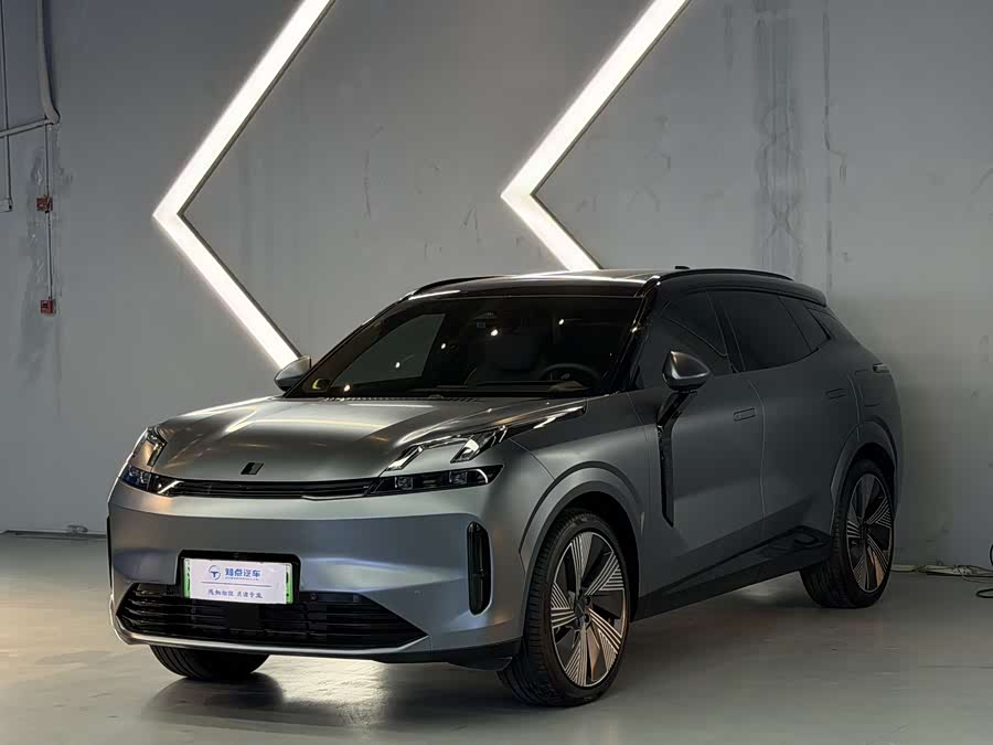 Lynk & Co 08 EM-P 2024 #2 Lynk & Co 08 EM-P 2024 car image #2