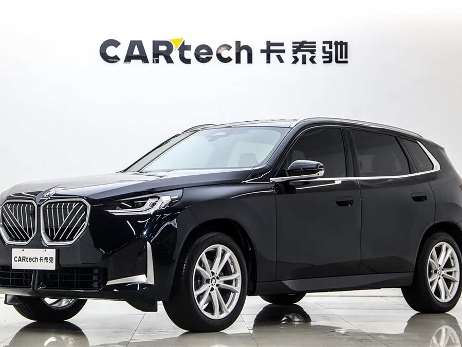 BMW X3 2025 car image #2