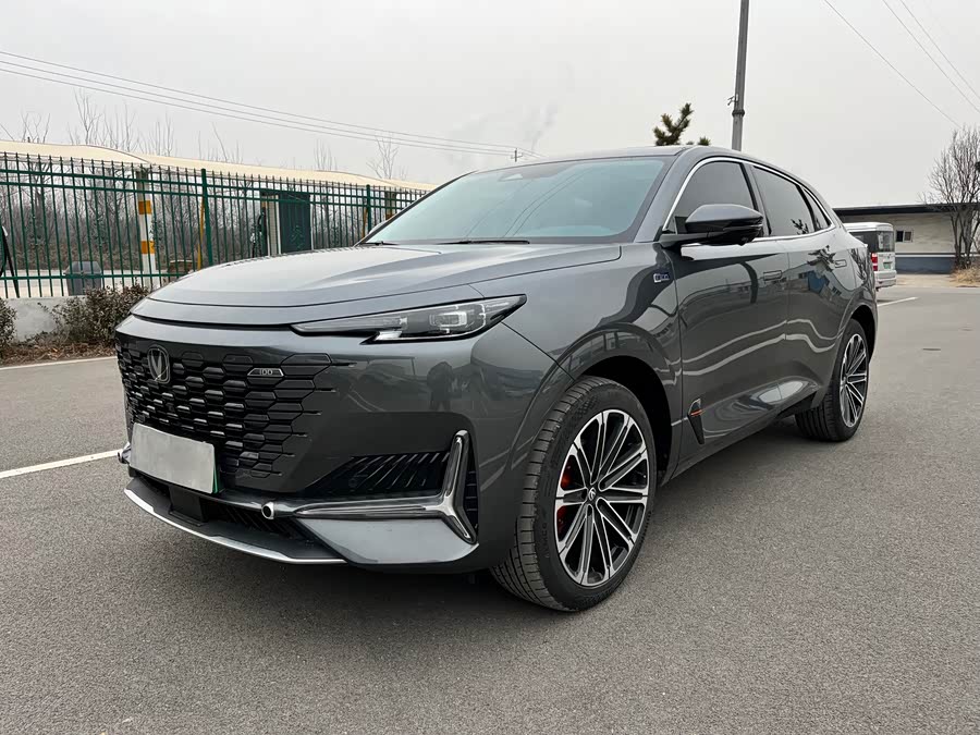 Changan UNI-K iDD 2025 car image #2