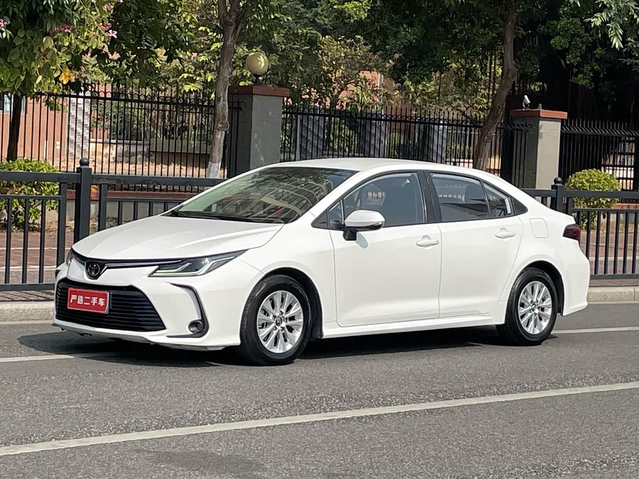 Toyota Corolla 2022 car image #2