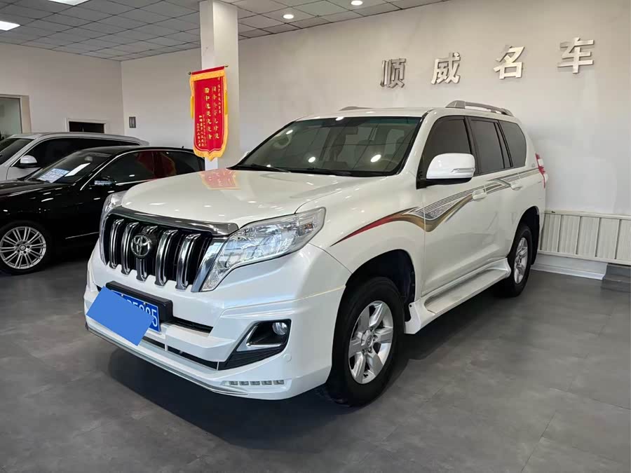Toyota 2014 car image #2