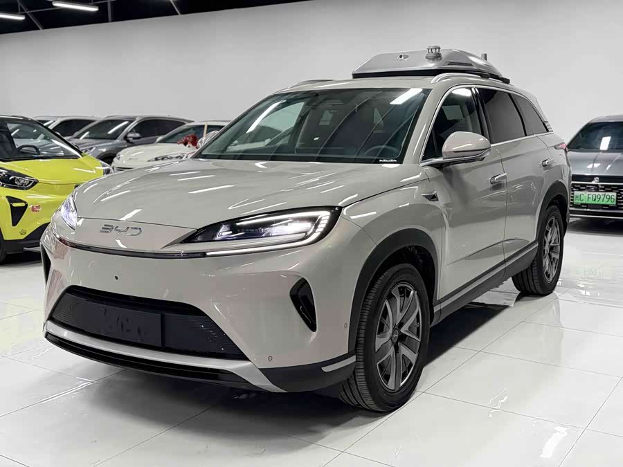 BYD Sea Lion 07 DM-i 2025 car image #2