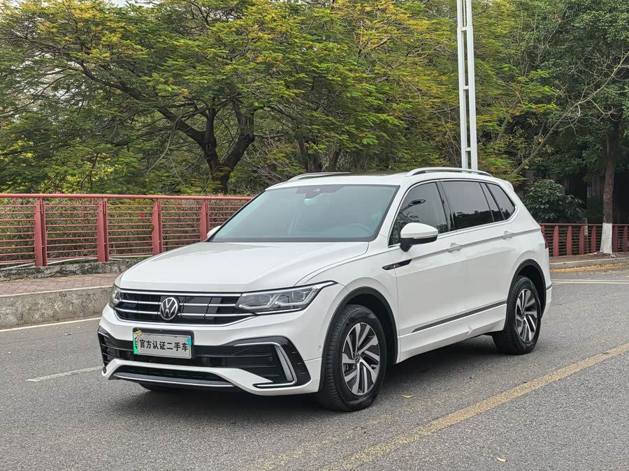 Volkswagen Tiguan L New Energy 2022 изображение автомобиля #2