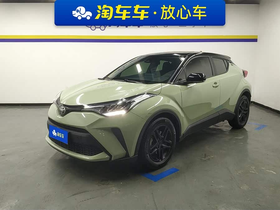 Toyota C-HR 2022 immagine di auto #2