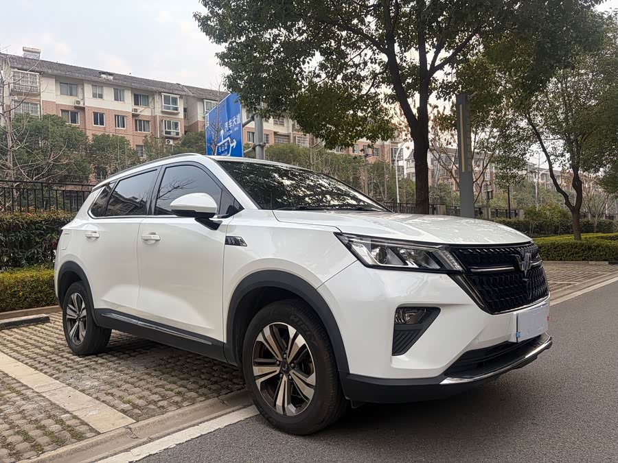 Wuling Asta 2023 #2 Wuling Asta 2023 صورة سيارة #2