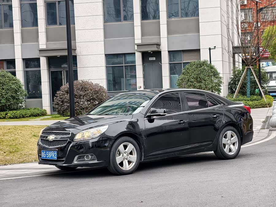 Chevrolet Malibu 2015 car image #2