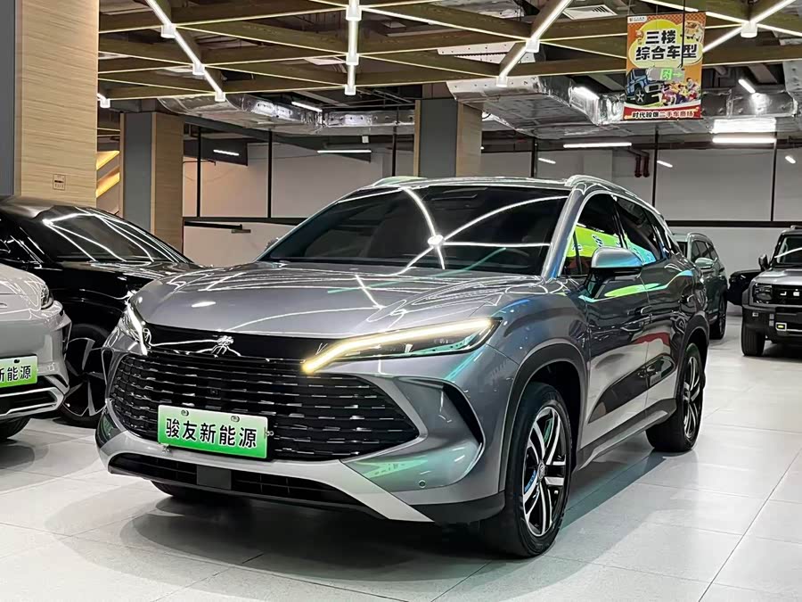 BYD SongL DM-i 2024 #2 BYD SongL DM-i 2024 car image #2