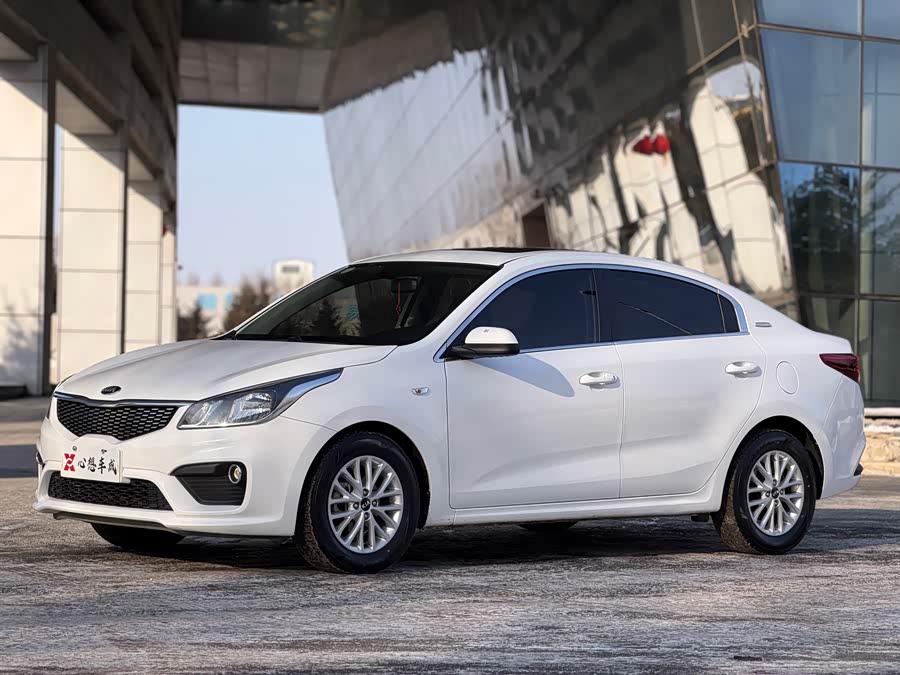 Kia K2 2018 imagen de coche #2