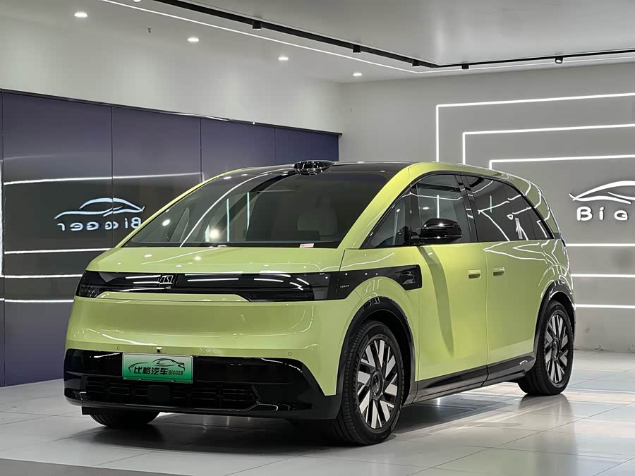 极氪 极氪MIX 2024 汽车图片 #2