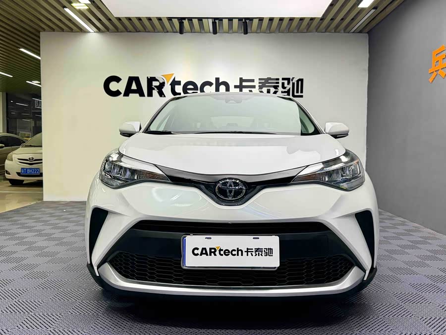 Toyota C-HR 2022 #2 Toyota C-HR 2022 immagine di auto #2