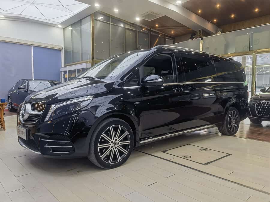 Mercedes-Benz V Class 2024 #2 Mercedes-Benz V Class 2024 car image #2