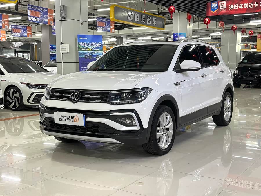 Volkswagen T-Cross 2021 car image #2