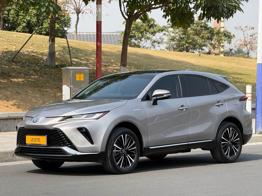 Toyota Venza 2023 immagine di auto #2