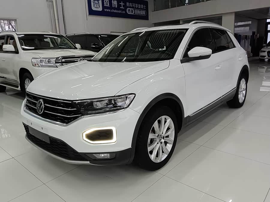 Volkswagen T-Roc 2023 #2 Volkswagen T-Roc 2023 car image #2