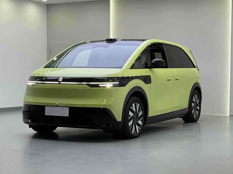 Zeekr MIX 2024 car image #2