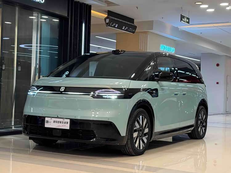 Zeekr MIX 2024 صورة سيارة #2