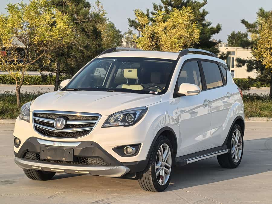 Changan CS35 2017 car image #2