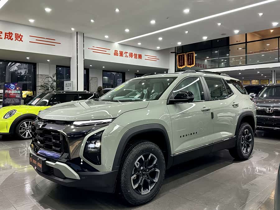 Chevrolet Equinox Plus 2025 car image #2