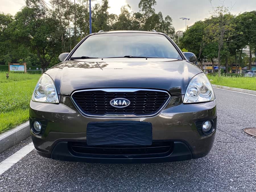 Kia Carens 2012 immagine di auto #2