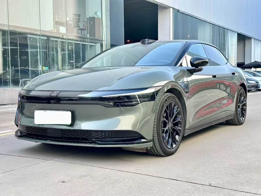 极氪 极氪007 2025 汽车图片 #2