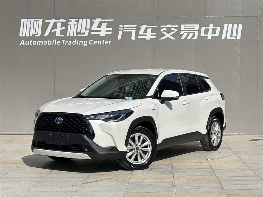 Toyota Corolla Cross 2024 immagine di auto #2