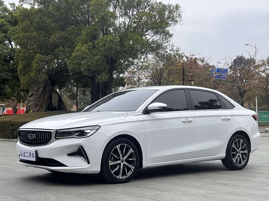 GEELY Emgrand 2022 car image #2
