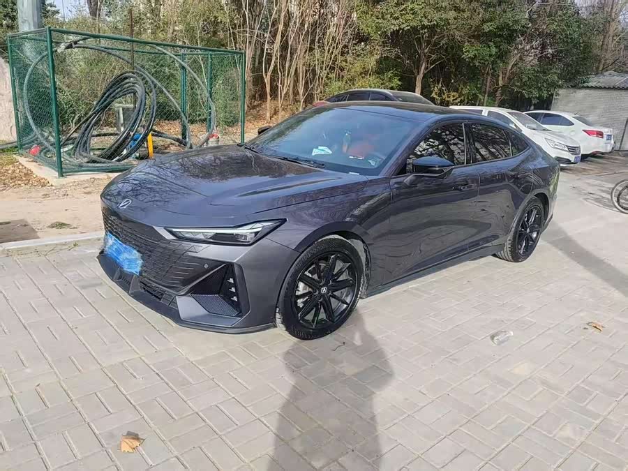 Changan UNI-V 2023 #2 Changan UNI-V 2023 immagine di auto #2