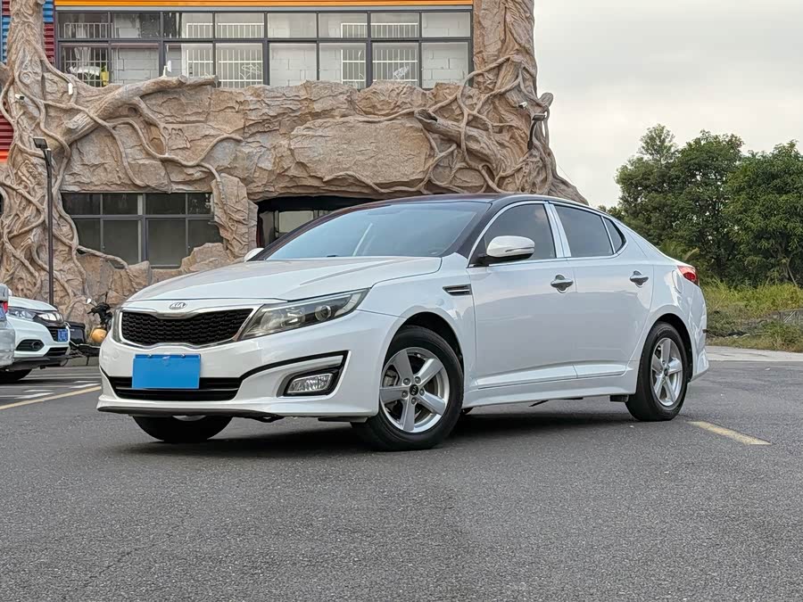 Kia K5 2019 immagine di auto #2